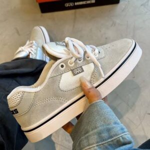 TENIS HOCKS FLAT LITE ICE REFLETIVEL