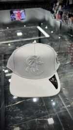 BONE ANTH CO CINZA LOGO AC CINZA