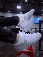 TENIS 38 NIKE CUORT VISION WHITE/PINK - Imagem 2