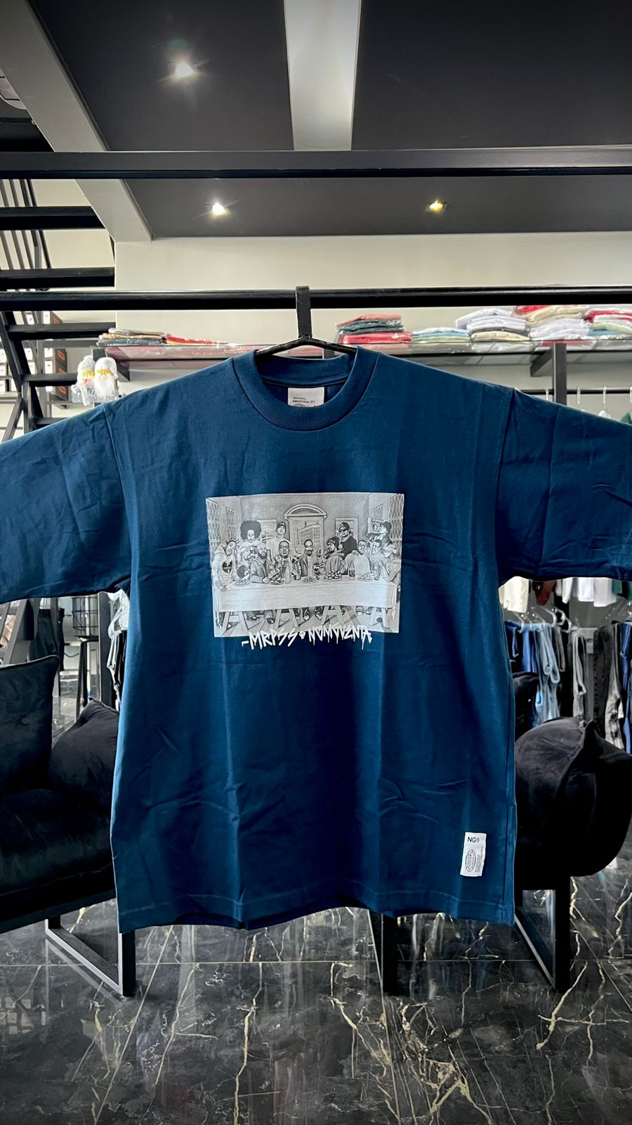 WhatsApp Image 2026-01-30 at 18.18.57 (2) CAMISETA CHRONIC OVERSIZED AZUL MARINHO (M) 5928 - Imagem 1