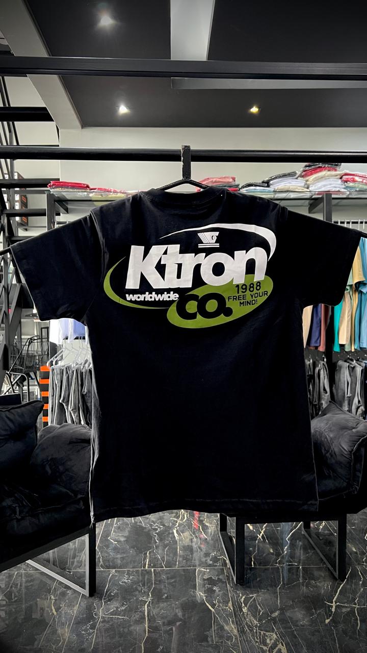 WhatsApp Image 2026-02-04 at 16.14.47 (8) CAMISETA K-TRON PRETA (P) 6001 - Imagem 1