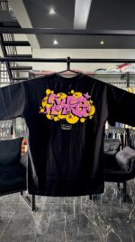 CAMISETA FIRE OVERSIZED PINK PIECE PRETO (M)