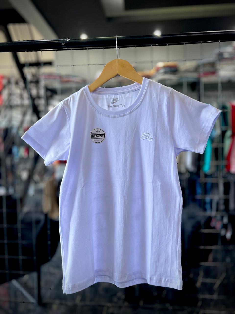 WhatsApp Image 2026-03-06 at 10.26.11 (1) CAMISETA NK BRANCA TAM (12) 6731 - Imagem 1